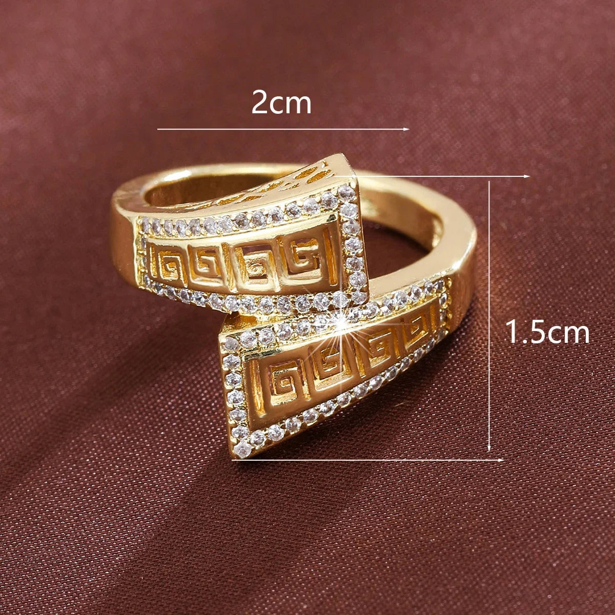 European American style retro patterned ring with zircon inlay fashionable geometric ring for daily wear
