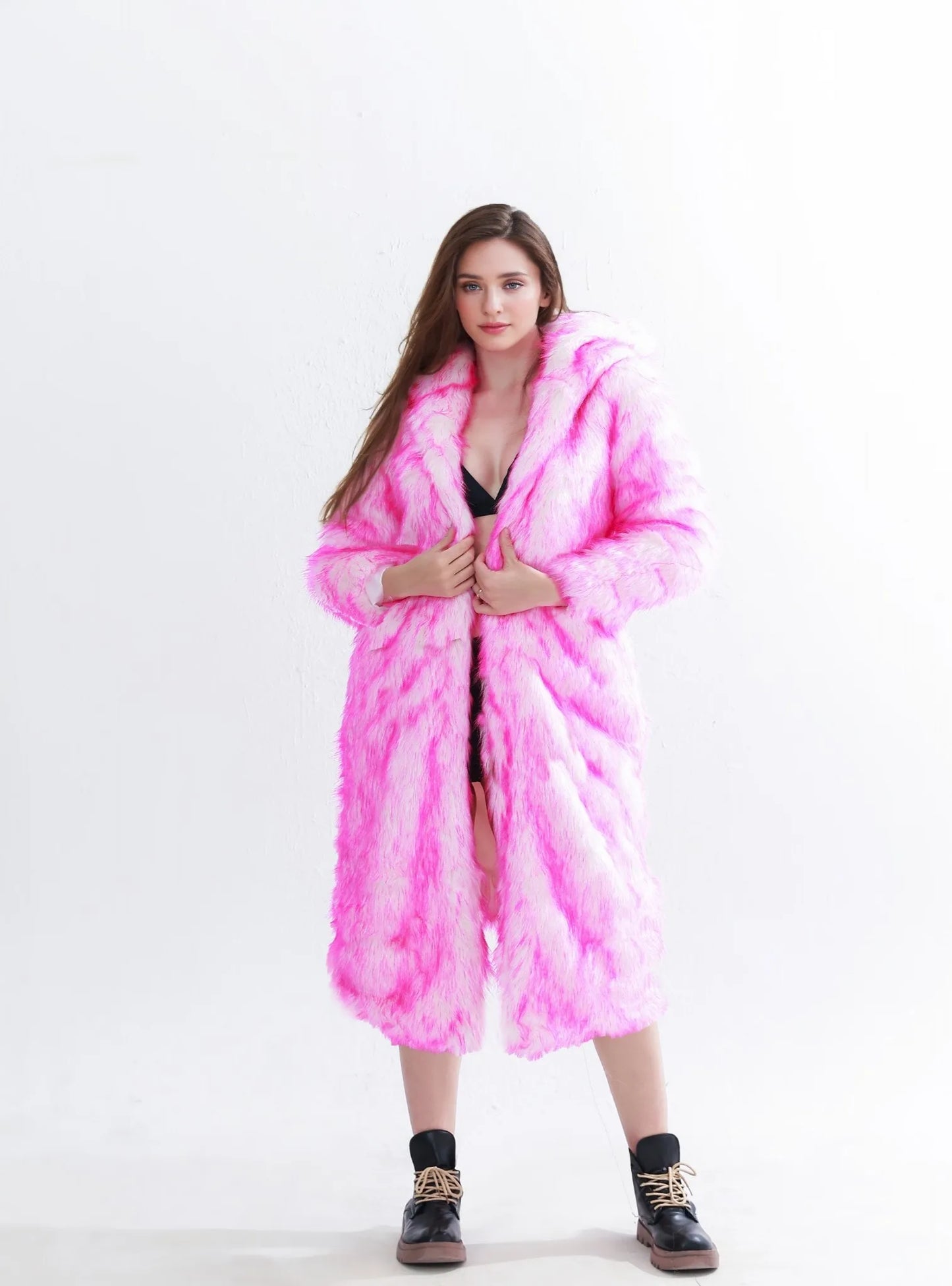 New LED Costume Faux Fur Coat Remote Controlled LED Lighting Festival And Party Costume Women Faux Fox Fur Coat