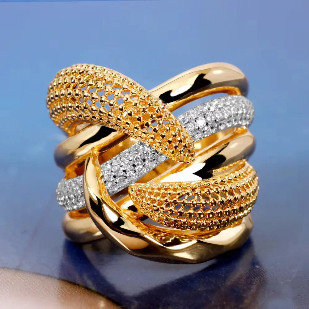 BrideTalk 2025 Romantic and Shiny New Stye Hollow Ring High Quality CZ Finger Ring For a Female Wedding Party Gift