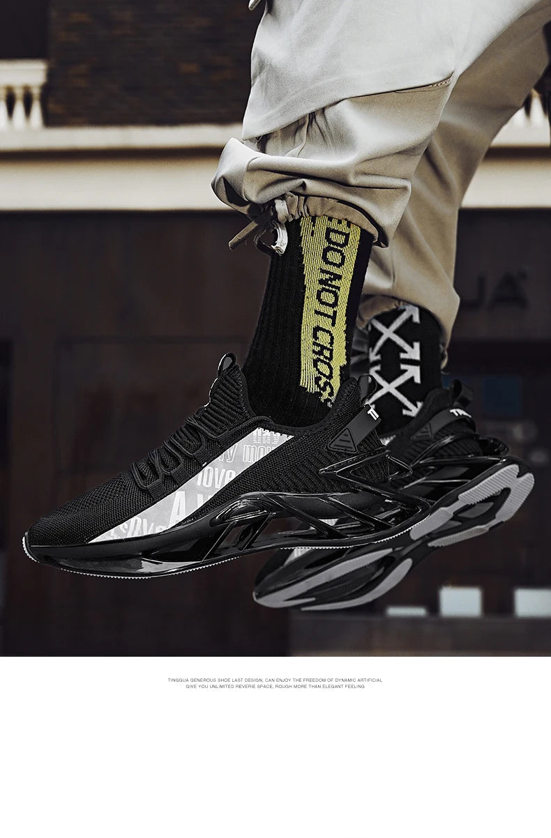 Men shoes Sneakers Male tenis Luxury shoes Mens casual Shoes Trainer Race Breathable Shoes fashion blade running Shoes for men