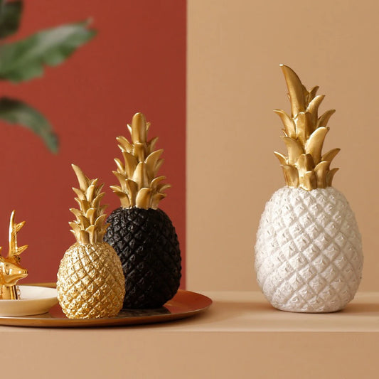 Nordic Gold Pineapple Sculpture - Instagrammable Decor for Coffee Table, Creative Photography Prop & Living Room Ornament