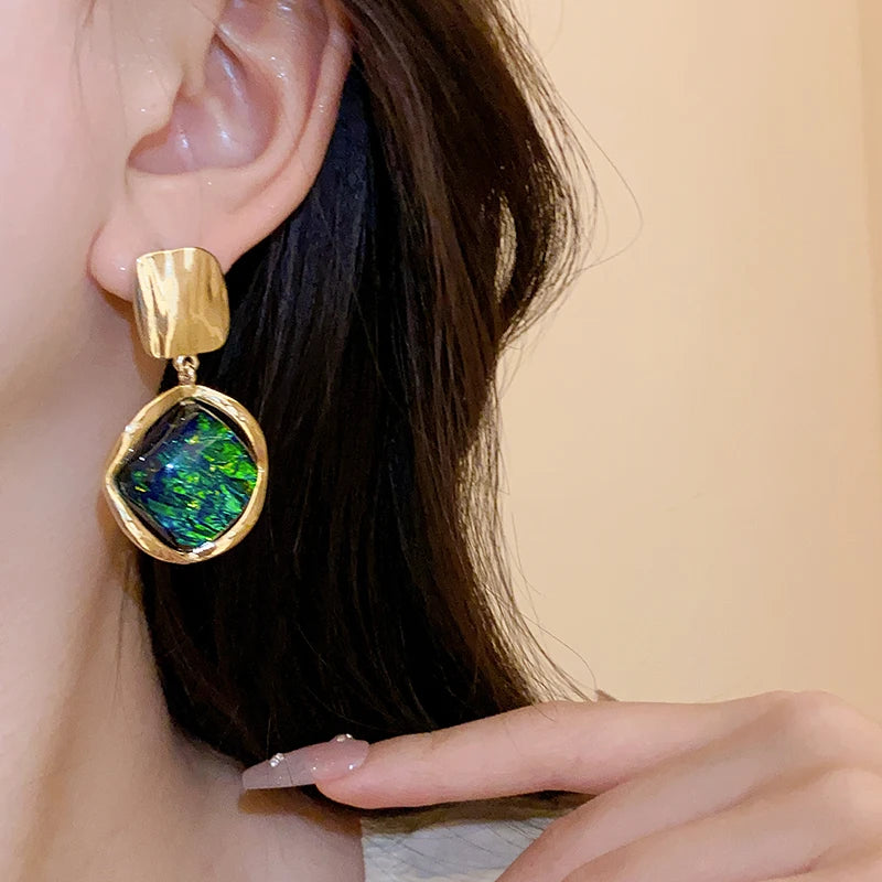 Vintage Green Geometric Rhombus Round Earrings Women Fashion Rhinestone Stud Earrings For Party Wedding Jewelry Accessories