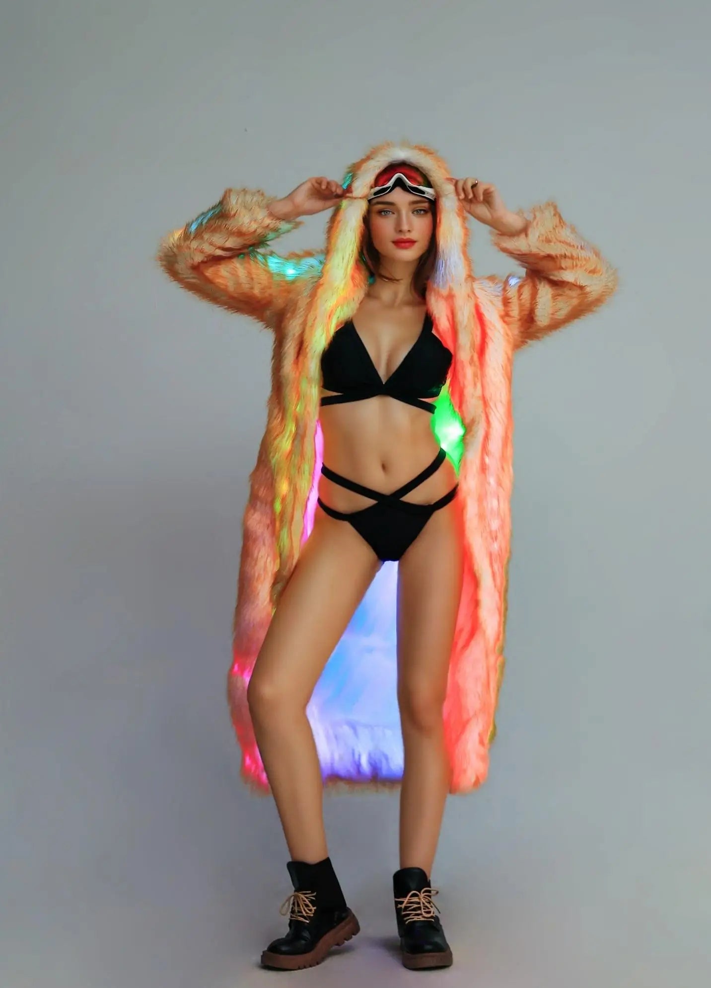 New LED Costume Faux Fur Coat Remote Controlled LED Lighting Festival And Party Costume Women Faux Fox Fur Coat