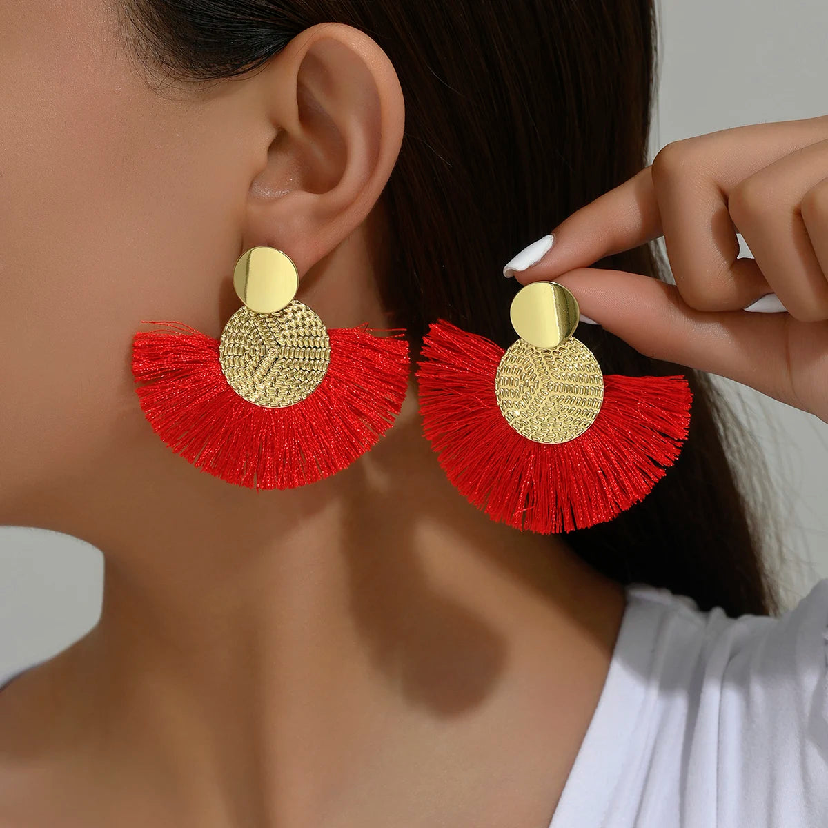 Fashion Bohemian Big Tassel Dangle White Fringe Female Earrings Drop Earrings for Women Statement Wedding Jewelry