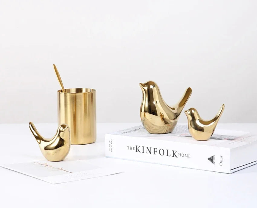 Modern Simple Luxury Golden Ceramic Bird Figurines Home Decoration Accessories Golden Bird Figures Decorative Wedding Ornaments