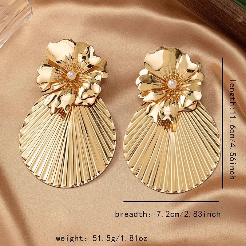 Golden Ginkgo Leaf Stud Earrings for Women Simple Fashion Neck Jewelry Hot Sale Party Gift 2025 New Style