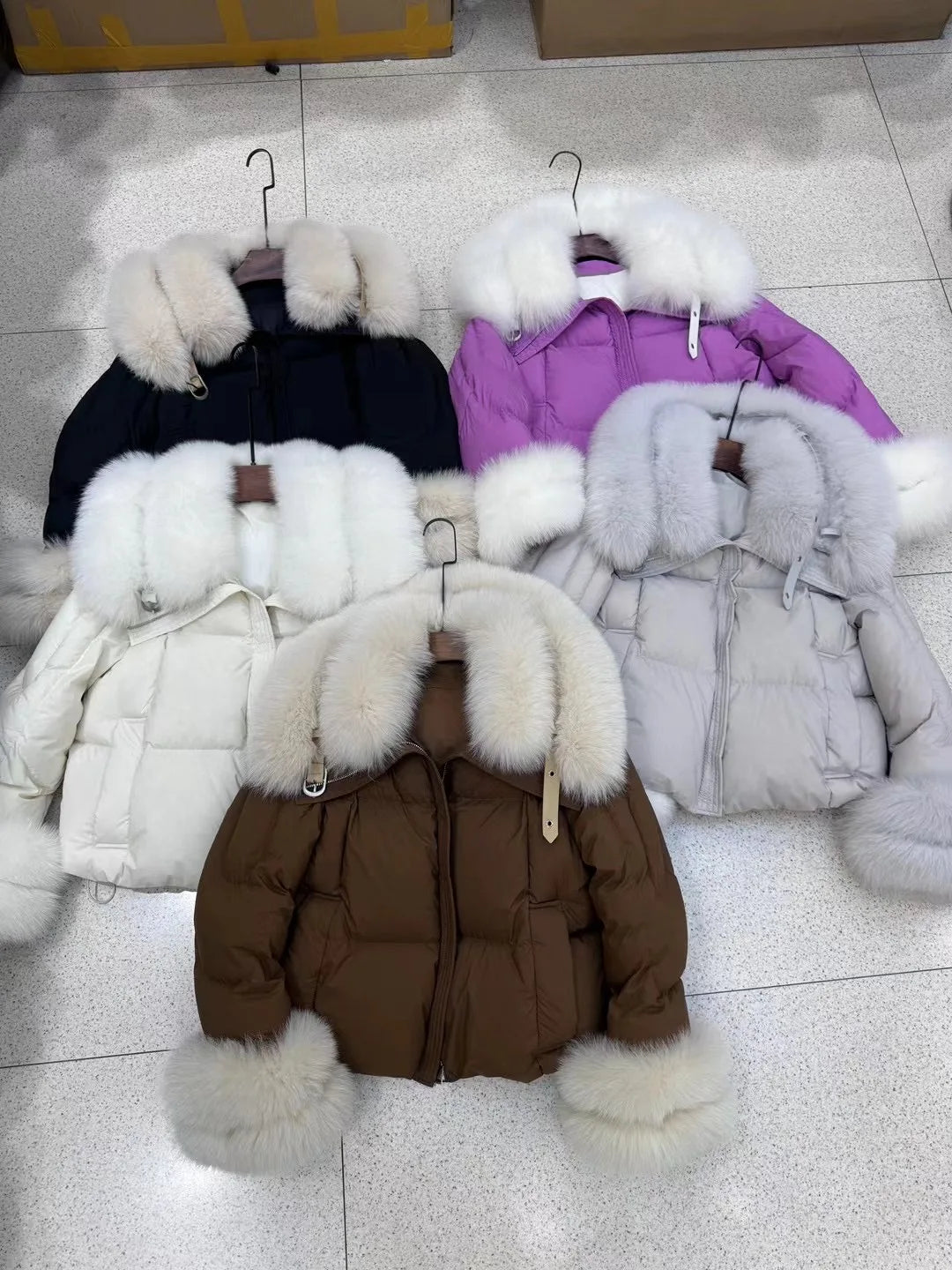 Natural Fox Fur Jacket Fashion Women Winter Luxury White Goose Down Jacket Thicken Female Casual Parkas Fur Collar Puffer Coat