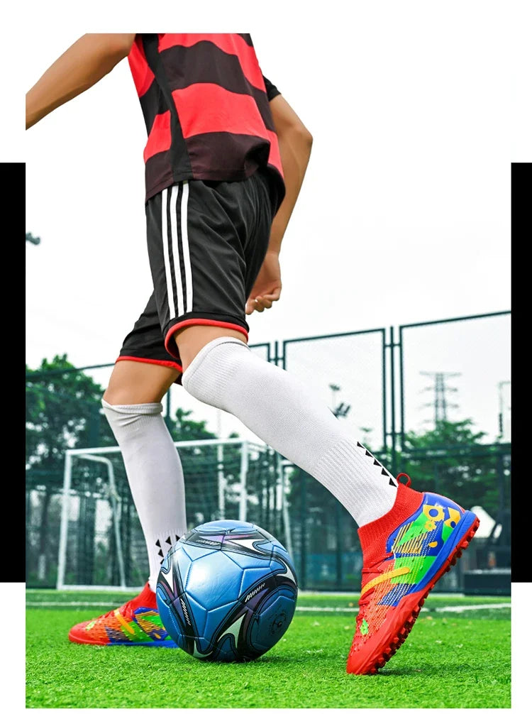 New Men Soccer Shoes High-quality Outdoor High Ankle Ultralight Indoor Football Boots Non-Slip Sports Shoes Futsal Non-Slip