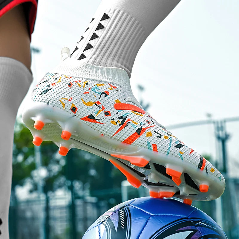 Professional Men Football Shoes TF/FG Soccer Shoes Society Cleats Fast Football Field Boots Sneaker Comfortable Original Unisex