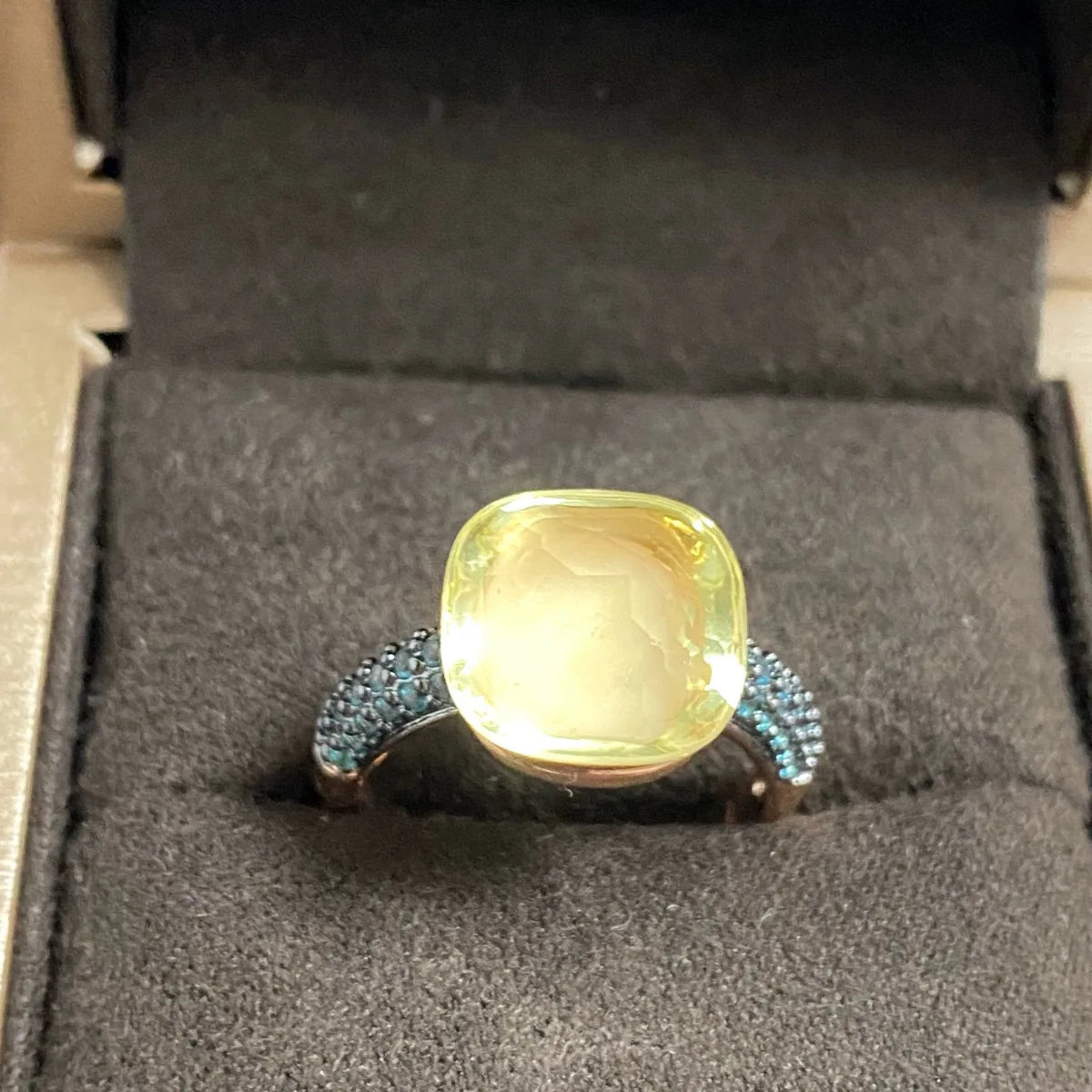 Blue Topaz Ring Inlay Black Zircon With Black Gun Plated 12.6mm Flat Crystal Ring For Women Party Fashion Jewelry Gift