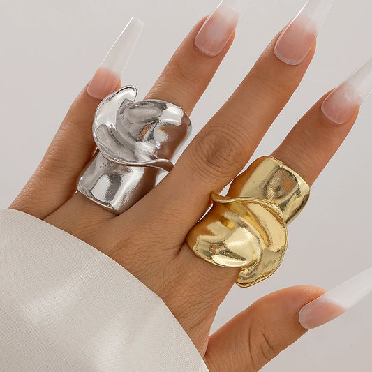 Ingemark Exaggerated Large Irregular Metal Rings for Women Vintage Geometric Gold Color Finger Ring Daily Couple Wed Accessories