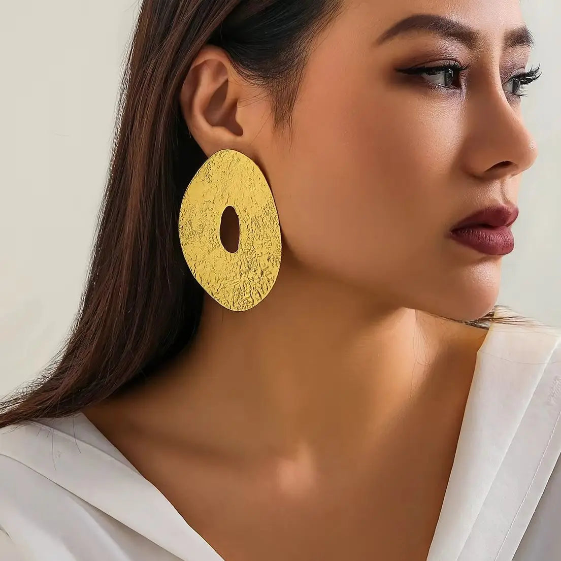 Exaggerated Large Irregular Ellipse Stud Earrings for Women Trendy Charms Wedding Accessories 2023 Fashion Jewelry Female Gifts