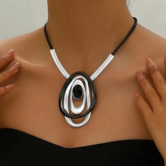 New Fashion Circle Oval Pendant Necklace for Women Simple Trendy Earring Post Jewelry Set Hot Sale Party Gift 2025 New Style