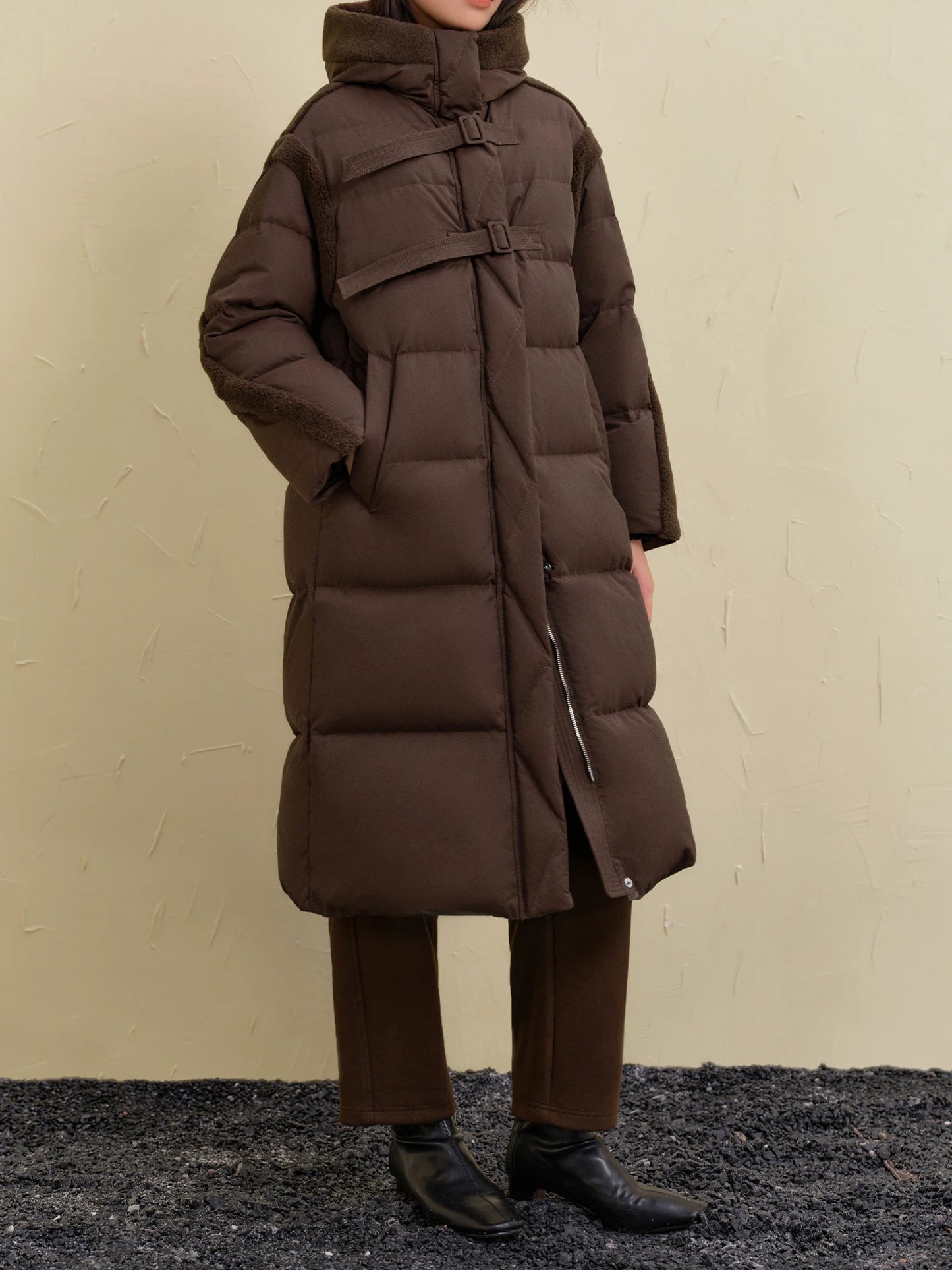 DUSHU 192G Filling Amount Plus Size Long Down Coat For Women 2024 Winter New Design Warm Thick Brown Chic Down Jacket 24DS84095