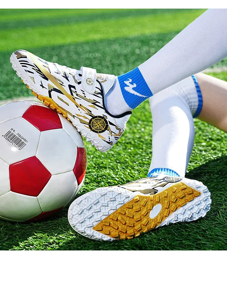 Boys Professional Football Training Shoes Running Sports Shoes Athletic Cleats Primary School Students Long Nails
