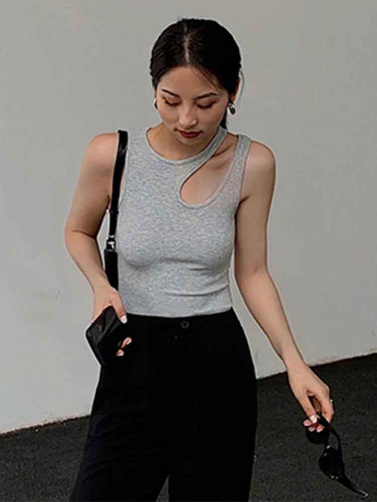 Casual y2k White Cut Out Women's T Shirt Sleeveless Slim T Shirts Female Clothing 2024 Summer Fashion crop top women camisetas