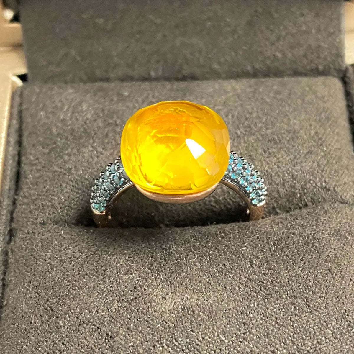 Blue Topaz Ring Inlay Black Zircon With Black Gun Plated 12.6mm Flat Crystal Ring For Women Party Fashion Jewelry Gift