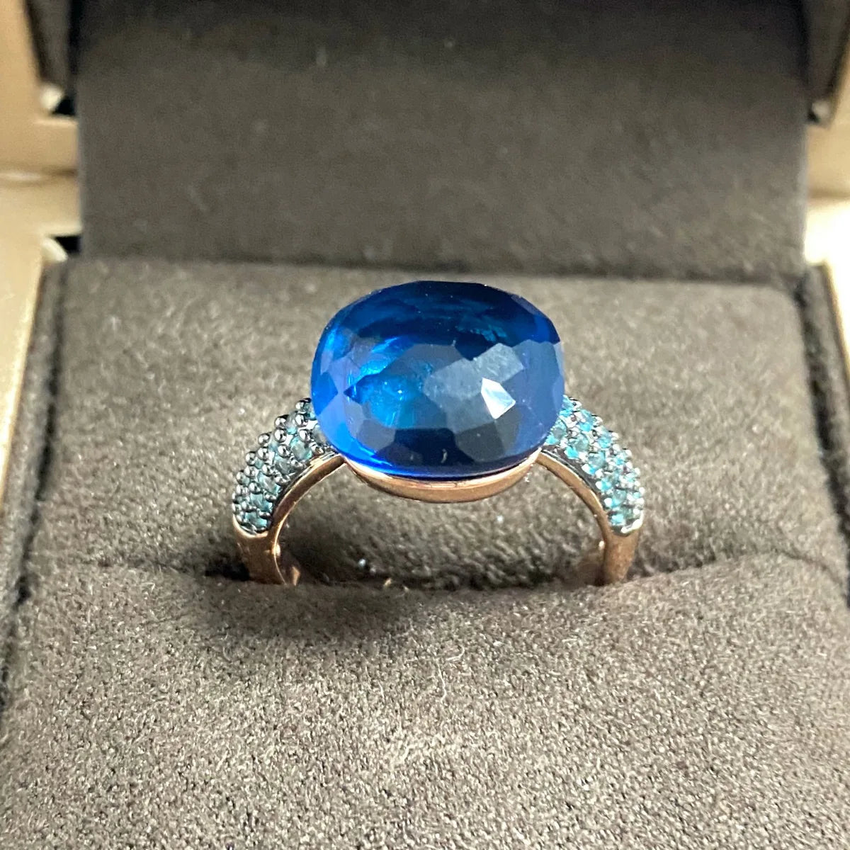 Blue Topaz Ring Inlay Black Zircon With Black Gun Plated 12.6mm Flat Crystal Ring For Women Party Fashion Jewelry Gift