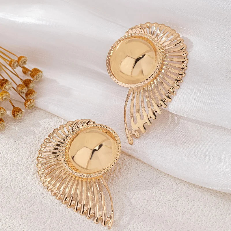 Circular Stitching Earrings with Irregular Hollow Lines Women Girls Gifts Fashion Jewelry Accessories Hot Sale Party Gift 2025