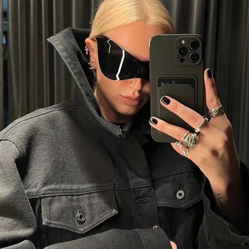 Oversized Futuristic Shield Sunglasses for Women Men Fashion Silver Mask Visor Sun Glasses Female Punk Y2K Eyeglasses