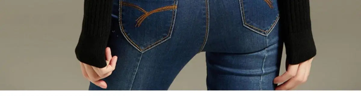 Casual Fashion V-Neck Zipper Spliced Knitted Blouse Women Clothing 2023 Autumn New Korean Tops All-match Office Lady Shirt