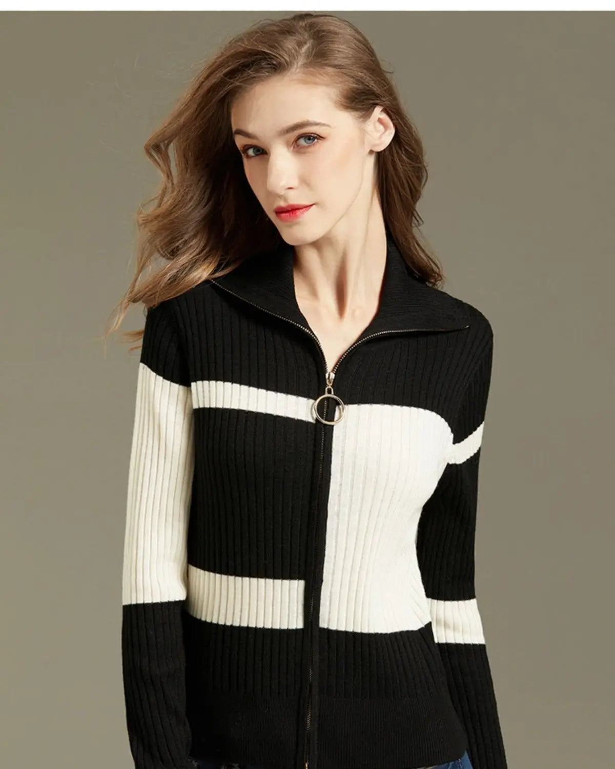 Casual Fashion V-Neck Zipper Spliced Knitted Blouse Women Clothing 2023 Autumn New Korean Tops All-match Office Lady Shirt