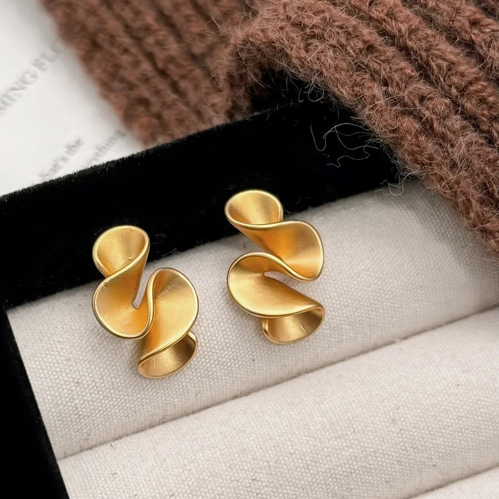 Real 925 Sterling Silver 18K Gold Twisted Flower Stud Earring for Women Minimalist Personality Fine Jewelry Trendy Accessory