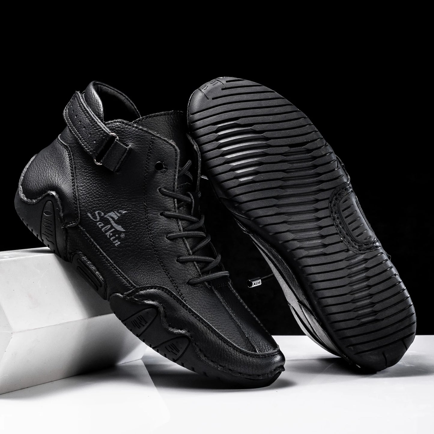 New 2025 Handmade Men Boots Design Sneakers Man Outdoor Casual Leather Men Shoes Ankle Boots Fall Breathable Hot Sale