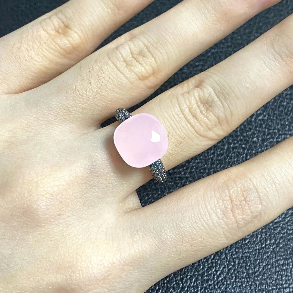 Blue Topaz Ring Inlay Black Zircon With Black Gun Plated 12.6mm Flat Crystal Ring For Women Party Fashion Jewelry Gift