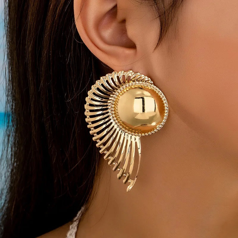 Circular Stitching Earrings with Irregular Hollow Lines Women Girls Gifts Fashion Jewelry Accessories Hot Sale Party Gift 2025