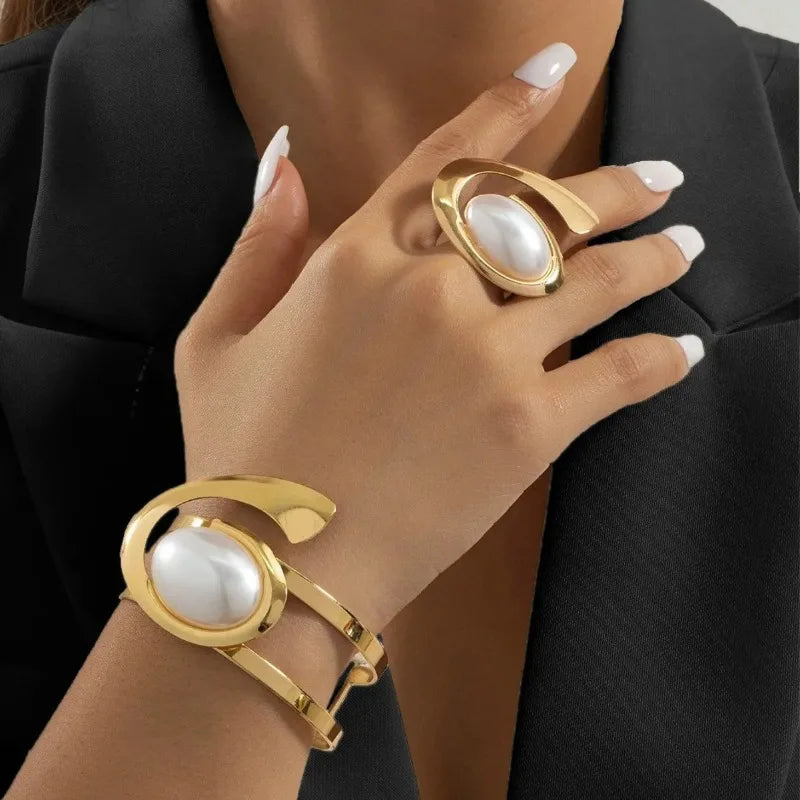 Exaggerated Pearl Spiral Bracelet Ring Set For Women Girls Personality Geometric Fashion Jewelry Holiday Party Gift OL S247