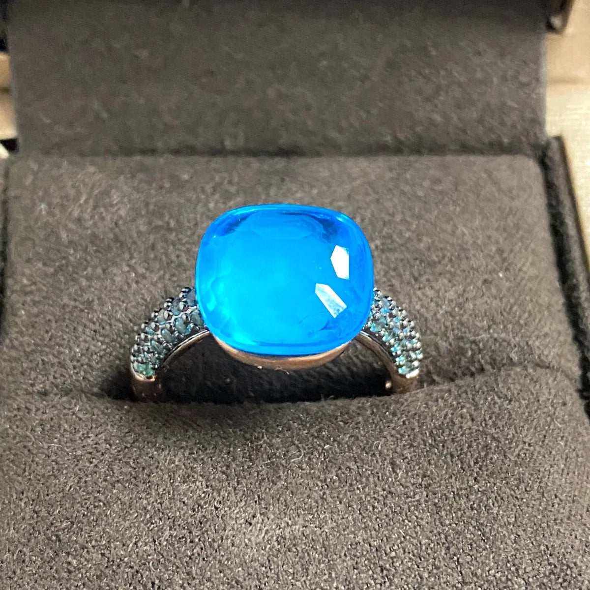 Blue Topaz Ring Inlay Black Zircon With Black Gun Plated 12.6mm Flat Crystal Ring For Women Party Fashion Jewelry Gift