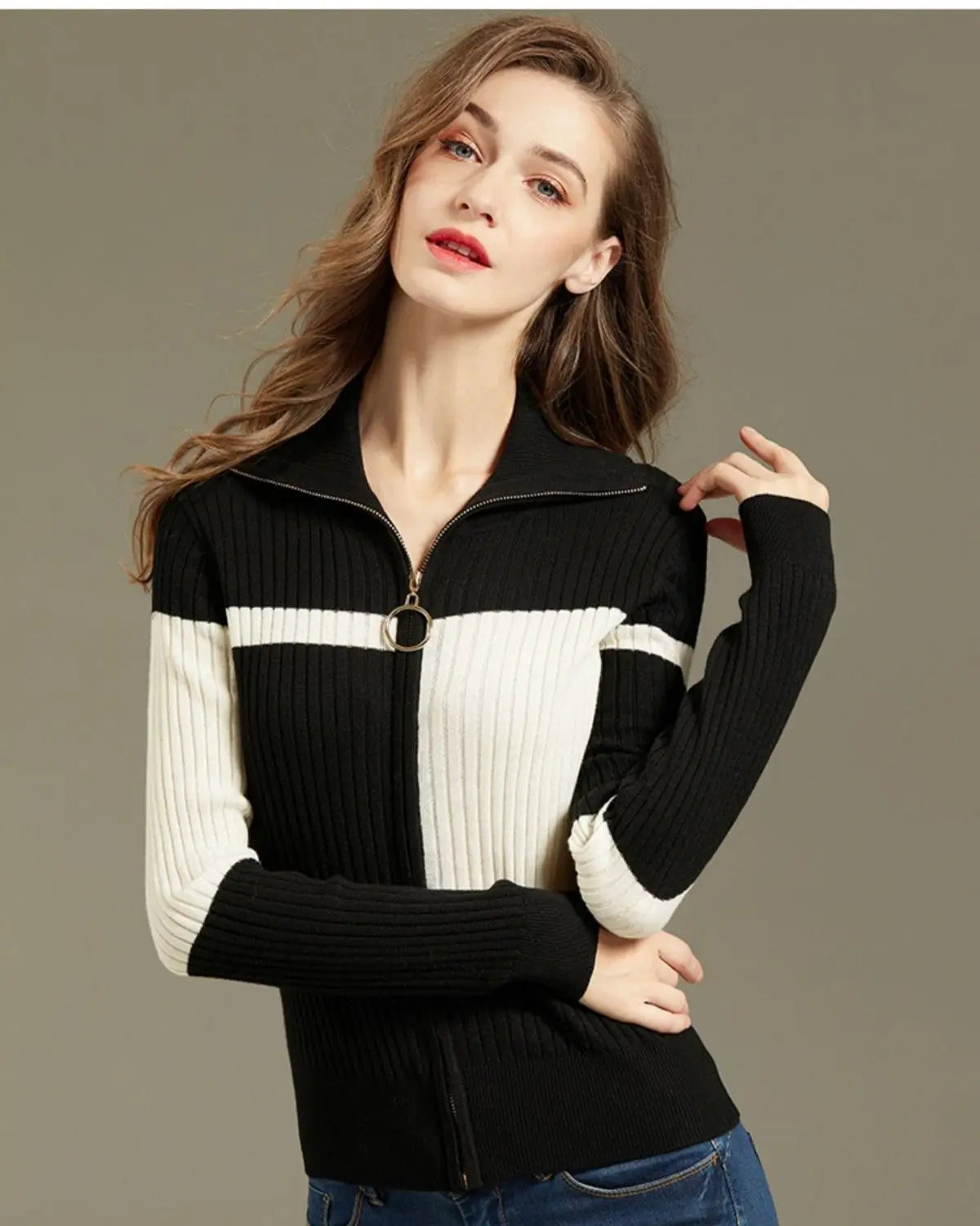 Casual Fashion V-Neck Zipper Spliced Knitted Blouse Women Clothing 2023 Autumn New Korean Tops All-match Office Lady Shirt