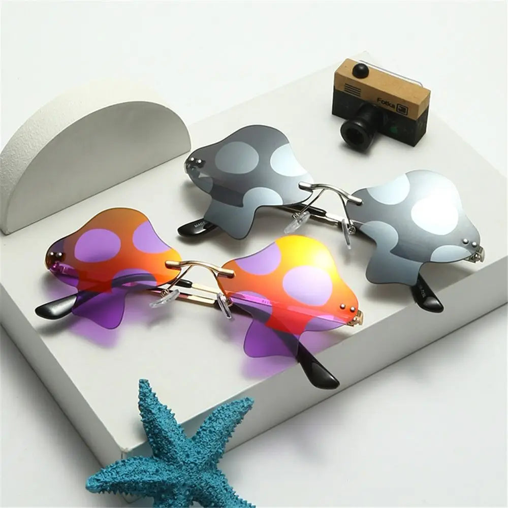Cartoon Mushroom Shape Sunglasses Women Irregular Rimless Sun Glasses Trendy Funny Sunglasses Outdoor Party Favor Decorations