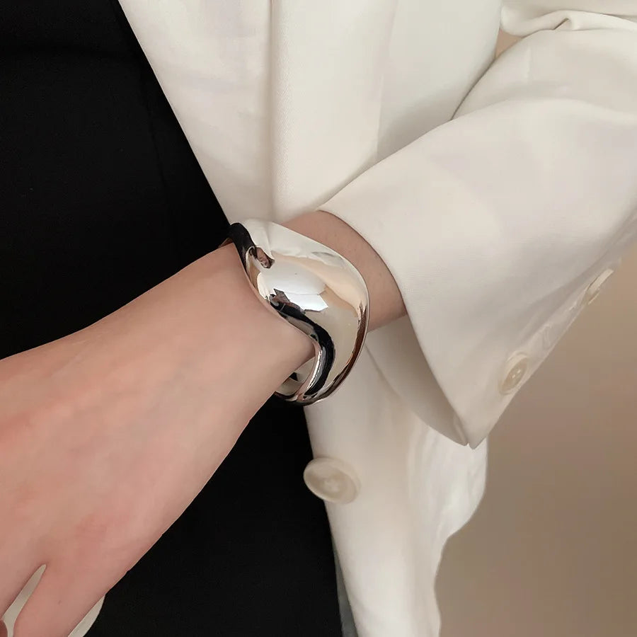 Irregular Geometric Twisted Open Bangles for Women European and American Personalized Bracelet Exaggerated Temperament Jewelry