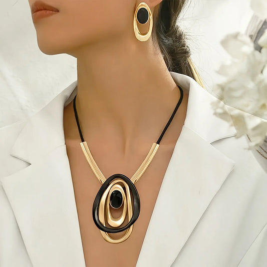 New Fashion Circle Oval Pendant Necklace for Women Simple Trendy Earring Post Jewelry Set Hot Sale Party Gift 2025 New Style