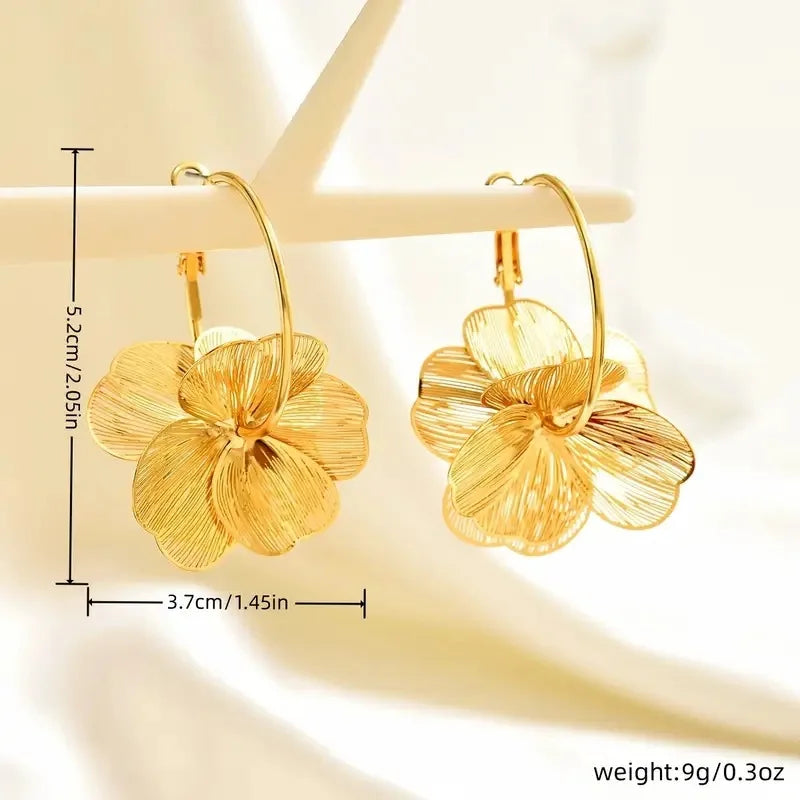 Yupsk Exquisite Butterfly Flower Pendant Earrings Golden Vintage Earring Fashion Wedding Party Jewelry Accessories